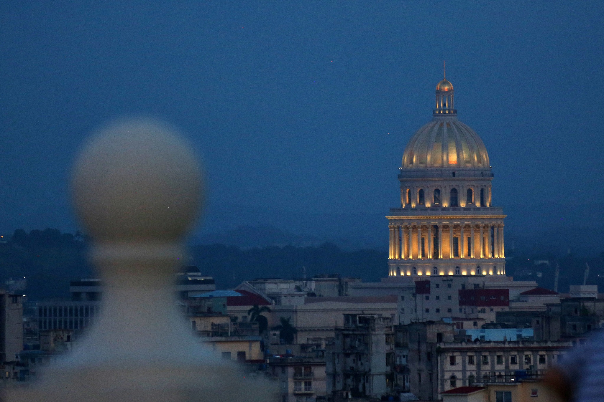 El Capitolio from Bar Capablanca